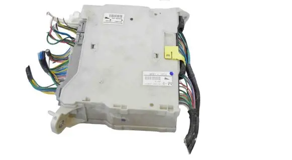 Lexus GS 300 350 430 450H Central body control module 7C211496 8273030631