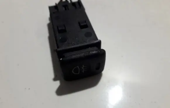 Fog light switch