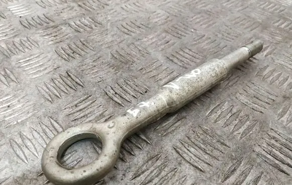 Volvo V40 Cross country Towing hook eye 