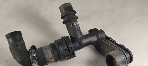 BMW X5 E53 Engine coolant pipe/hose 1438820