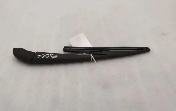 Jeep Grand Cherokee Rear wiper blade arm
