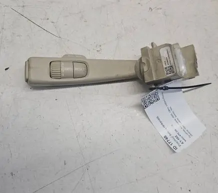 Volvo V70 Indicator stalk 30798459