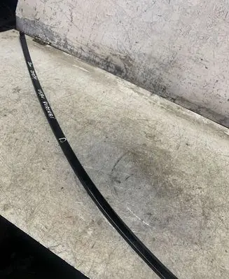 Nissan Qashqai J12 Front door glass trim molding