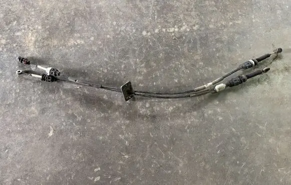 Opel Vivaro Gear shift cable linkage 349357201