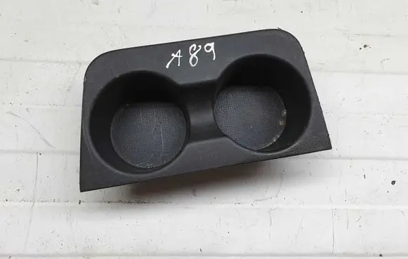 Cup holder front