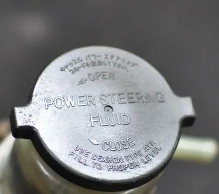 Toyota RAV 4 (XA20) Power steering pump