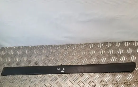 Volvo V70 Rear door trim (molding) 09187734