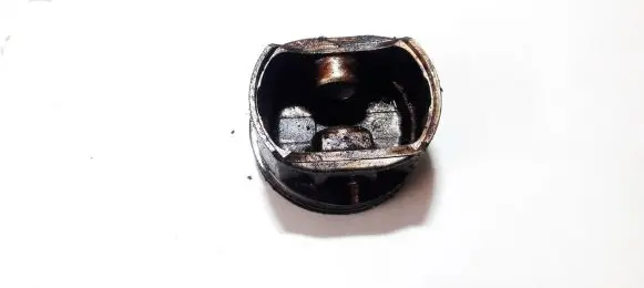 Volkswagen Polo III 6N 6N2 6NF Piston 032f