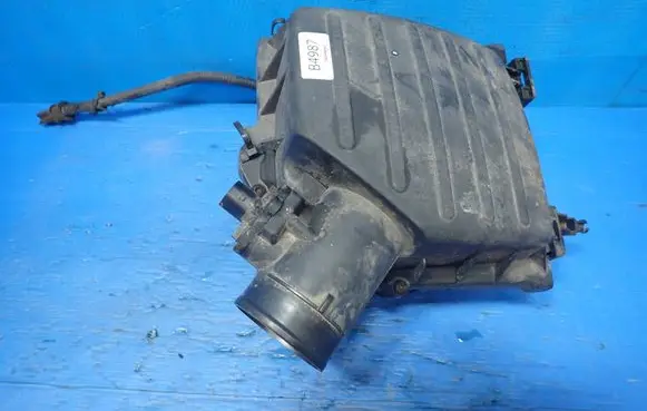 Opel Adam Air filter box 13420564