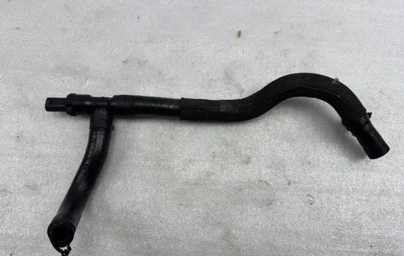 Audi A3 S3 8V Fuel temperature sensor 04L919565