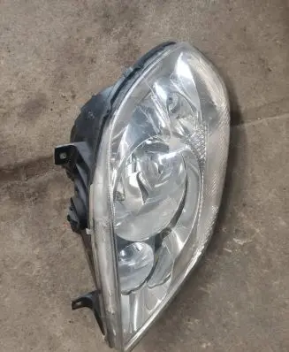 Mercedes-Benz Sprinter W906 Headlight/headlamp A9068200461 1LB24701204
