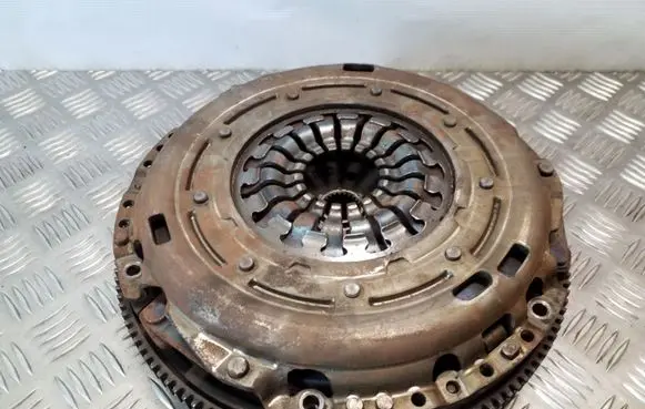 Skoda Yeti (5L) Clutch set kit 03G105266BN 03L141026F