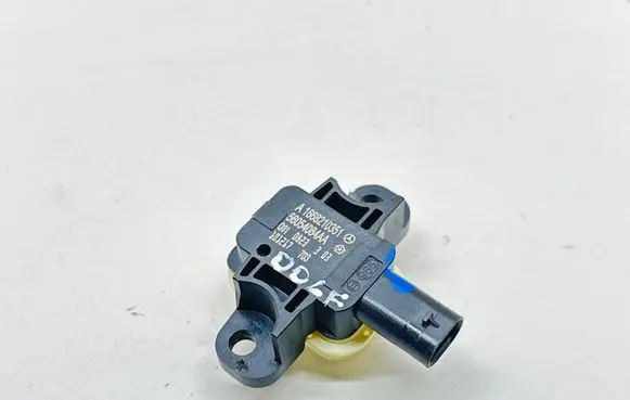 Dodge Durango III Airbag deployment crash/impact sensor A1668210351 56054084AA