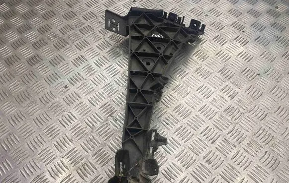 Audi Q7 4L Front bumper mounting bracket 4L0807283