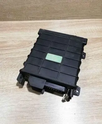 Volkswagen Jetta II Engine control unit/module ECU 0280800140 811906264A