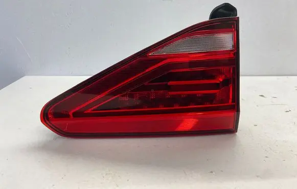 Volkswagen Touran III Rear/tail lights 5TA945307 L90091821