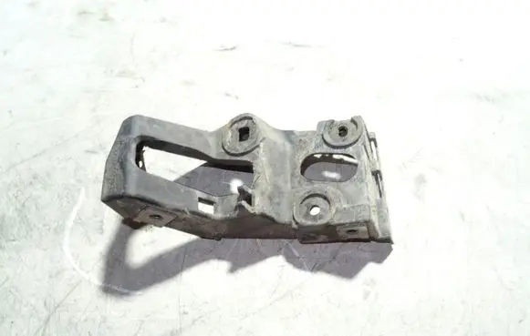 Audi A4 S4 B7 8E 8H Fender mounting bracket 8E0853921D