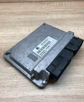 Skoda Fabia Mk1 (6Y) Engine control unit/module ECU 03D906032A 5WP40060