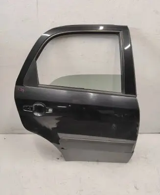 Suzuki SX4 Rear door