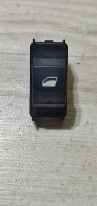 Peugeot Rifter Electric window control switch 98044803ZD
