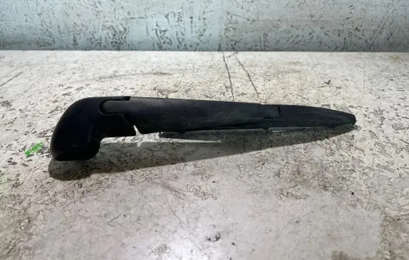 Lexus CT 200H Rear wiper blade 83802