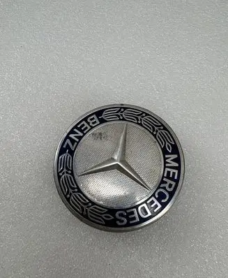 Mercedes-Benz CLA C117 X117 W117 Original wheel cap A1714000125
