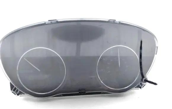 Mitsubishi Outlander Speedometer (instrument cluster) 8100C386