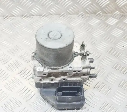 Mazda 6 ABS Pump 1338004451 GAM7437A0