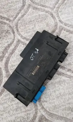 BMW 7 F01 F02 F03 F04 Comfort/convenience module 9203598 S6135 10681810