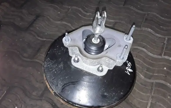 Nissan Qashqai Brake booster 46007JD90A 0204051565 21185B0376