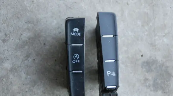 Volkswagen Golf VII Tailgate/trunk/boot open switch 5G1927137AD