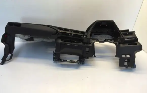 Lexus UX Dashboard 5531876090