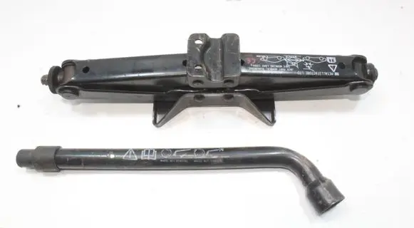 Jaguar XK8 - XKR Lift Jack MJA6360AB