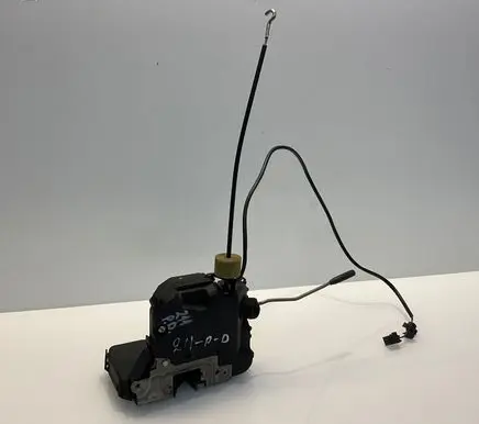 Mercedes-Benz E W211 Front door lock 2117200635 A2117200635