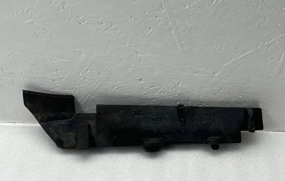 Audi A6 S6 C8 4K Fender foam support/seal 4K0823731