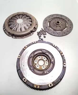 Ford Focus Clutch set kit LC03LD010B CM5G7550KA CM5G6477DC