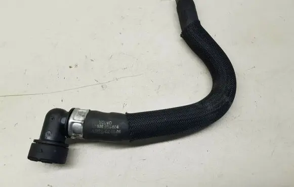 Volvo XC70 Engine coolant pipe/hose 30636934