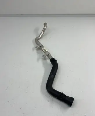Land Rover Discovery 5 Engine coolant pipe/hose CPLA18B402AC