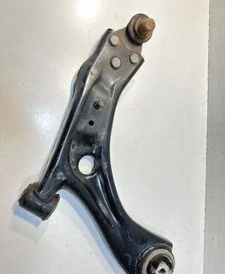 Ford Focus Front lower control arm/wishbone JX613A423CEB