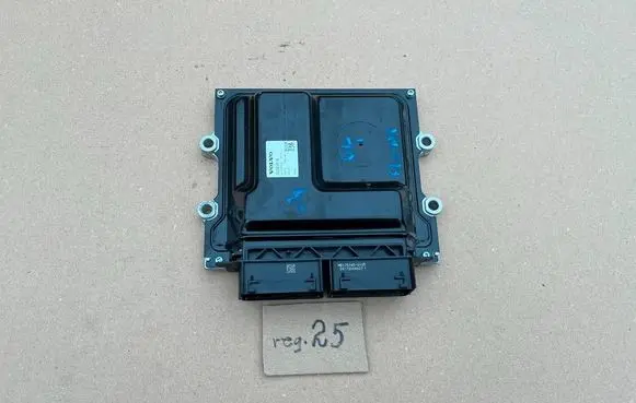 Volvo XC60 Engine control unit/module ECU 32383818 0000285542