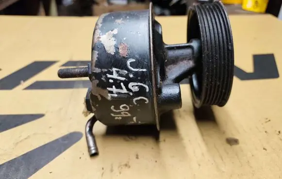 Jeep Grand Cherokee (WJ) Power steering pump