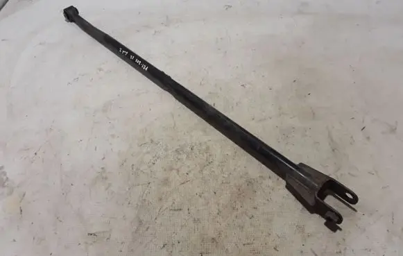 Peugeot 208 Rear control arm 9835793880