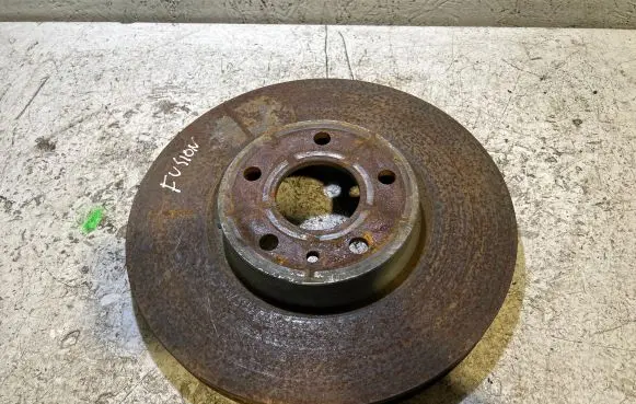 Ford Fusion II Front brake disc