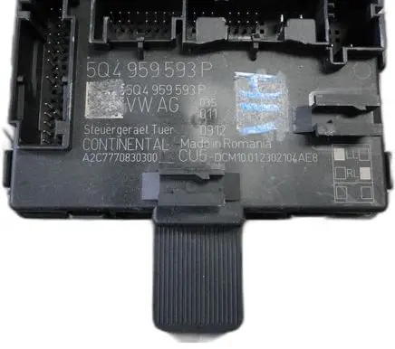 Volkswagen T-Roc Trunk lid opening control unit 