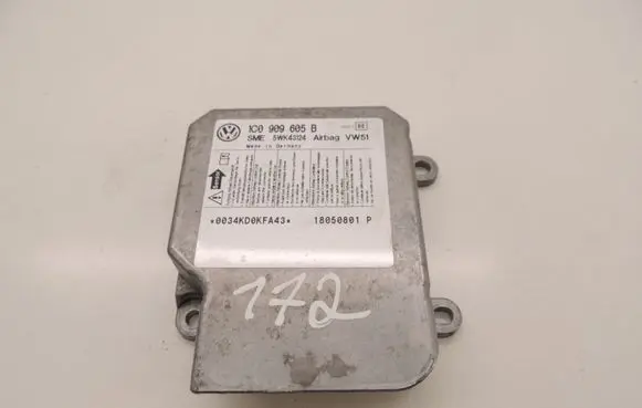 Volkswagen PASSAT B5.5 Airbag control unit/module 1C0909605B 5WK43124 D172