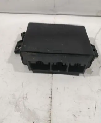 Volvo V50 Parking PDC control unit/module 8673137 601889 0589967