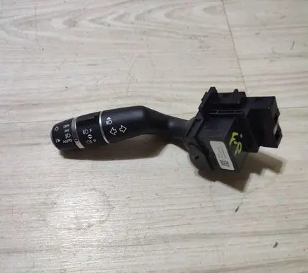 Jaguar F-Pace Indicator stalk BJ323F972DB