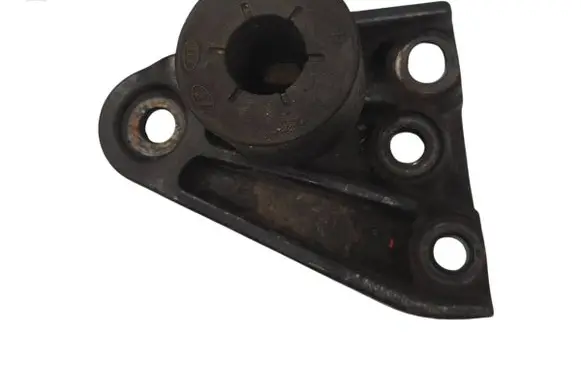 Hyundai Santa Fe Engine mounting bracket 218233W050