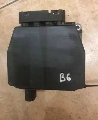 Volkswagen PASSAT B6 Engine control unit/module Pa66pa616tgf50