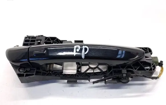 Volkswagen PASSAT B7 Front door exterior handle 3C0837886J